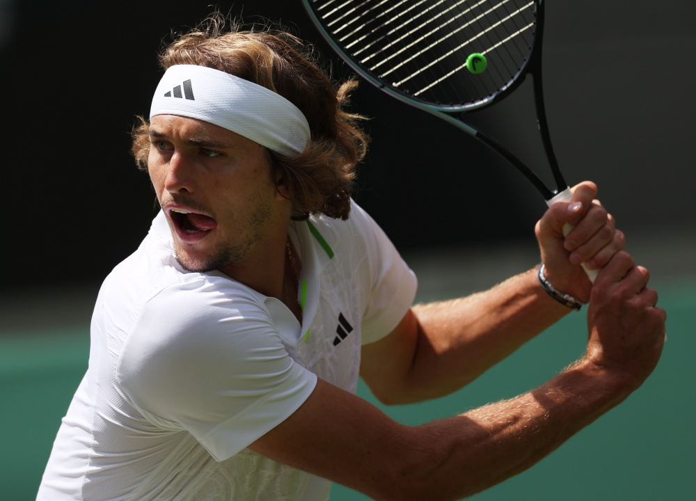 包含西班牙网球队绝杀日本网球队，兹维列夫高光表现的词条