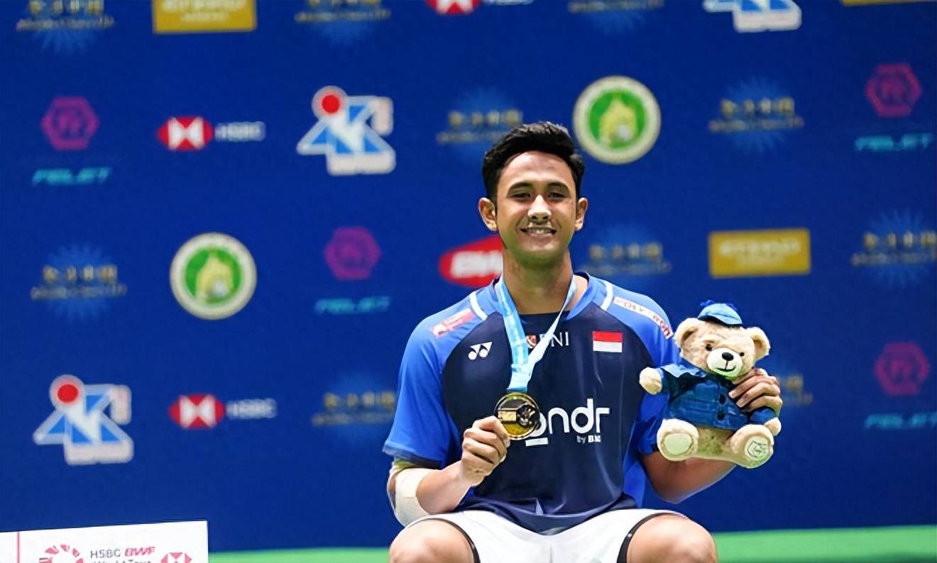 包含英格兰羽毛球队力克泰国羽毛球队，戴资颖爆发神勇的词条