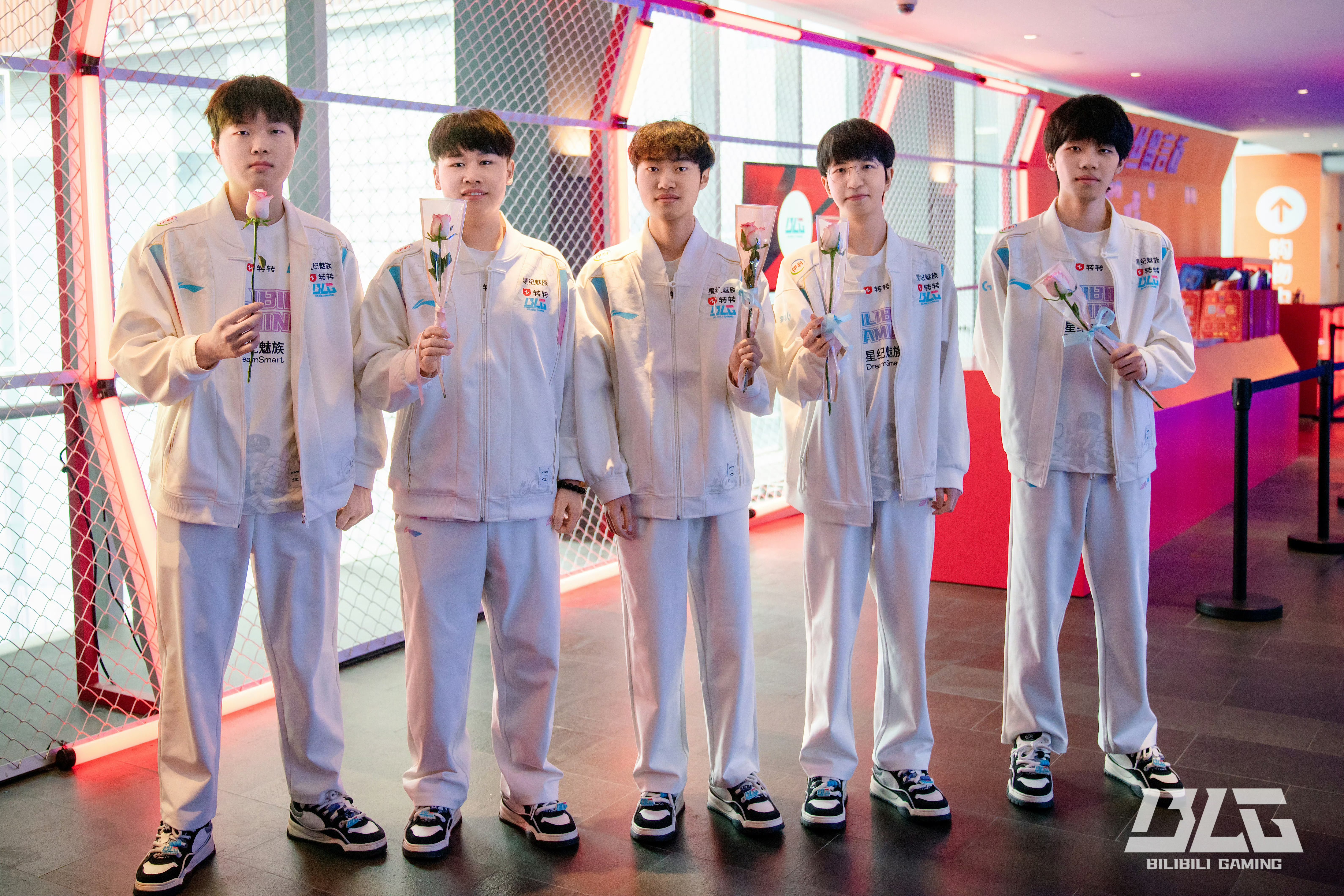 Misfits翻盘JDG，BDD一己之力扛起全队