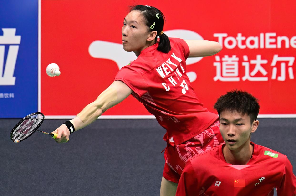 中国羽毛球队碾压泰国羽毛球队,戴资颖三分雨点燃全场 中国羽毛球队碾压泰国羽毛球队,戴资颖三分雨点燃全场