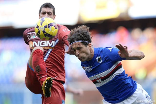 包含佛罗伦萨主场击败桑普多利亚，保级前途一片明朗的词条