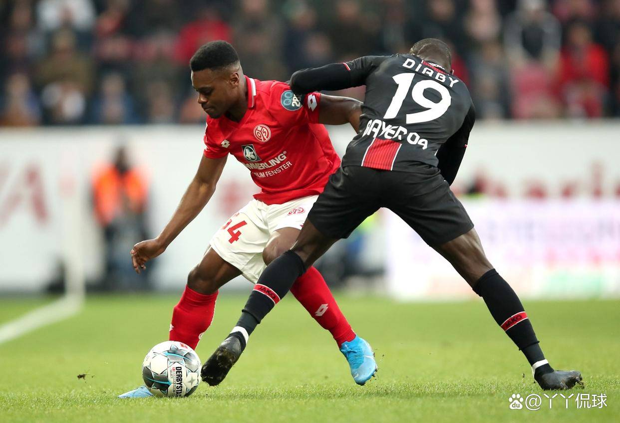 美因茨主场压阵,顽强拼搏实现建功 美因茨主场压阵,顽强拼搏实现建功