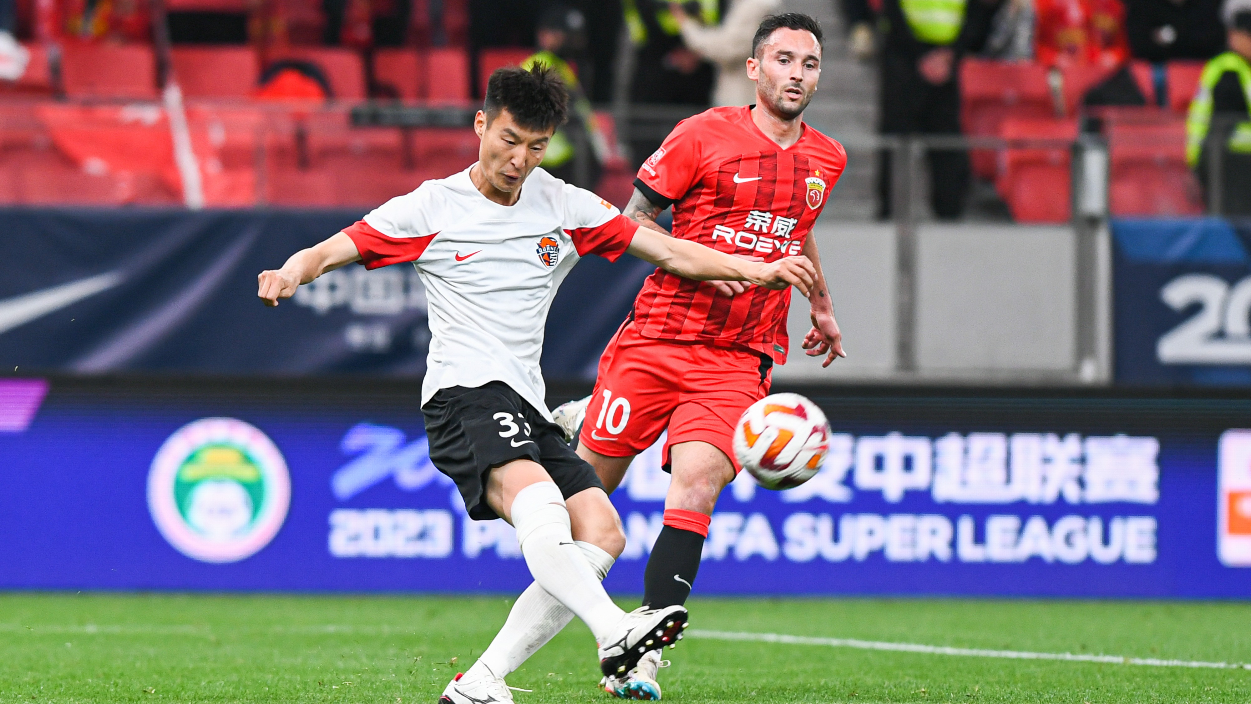 中国足球联赛擂台相对，球队对阵实力对决的简单介绍