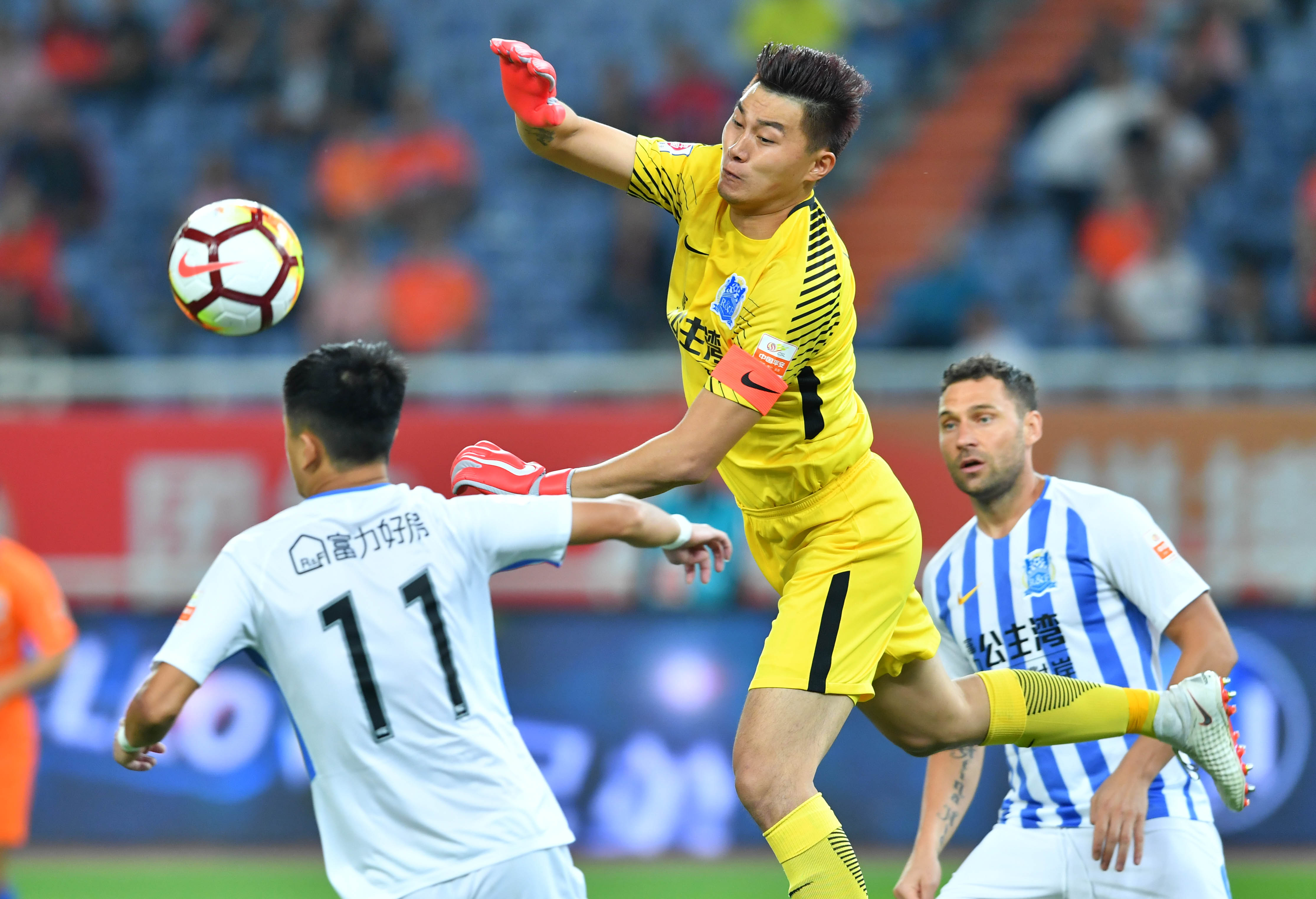 广州富力队取得胜利，晋级下一轮的简单介绍