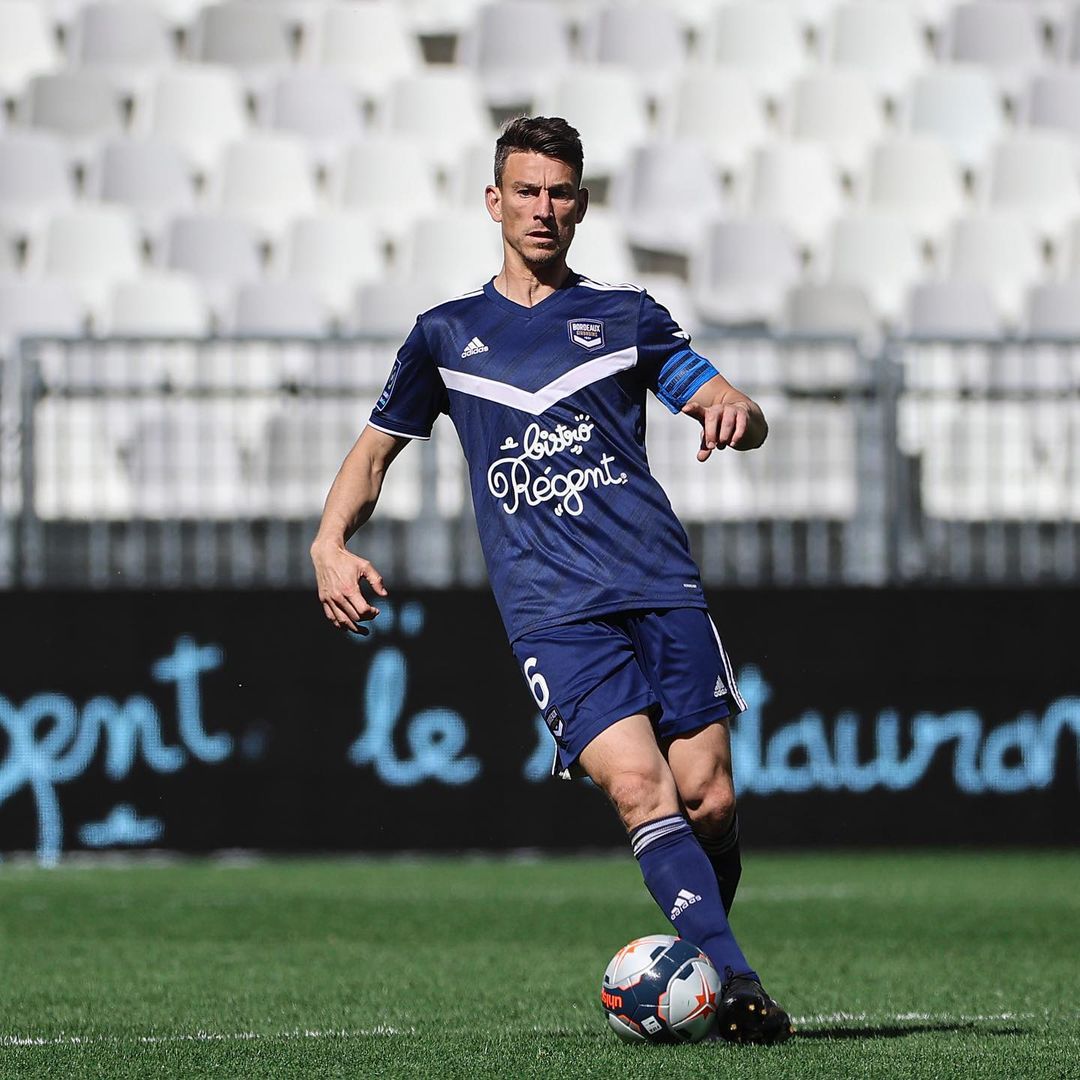 包含波尔多主场击败兰斯,积分稳定在中上游位置的词条 包含波尔多主场击败兰斯,积分稳定在中上游位置的词条