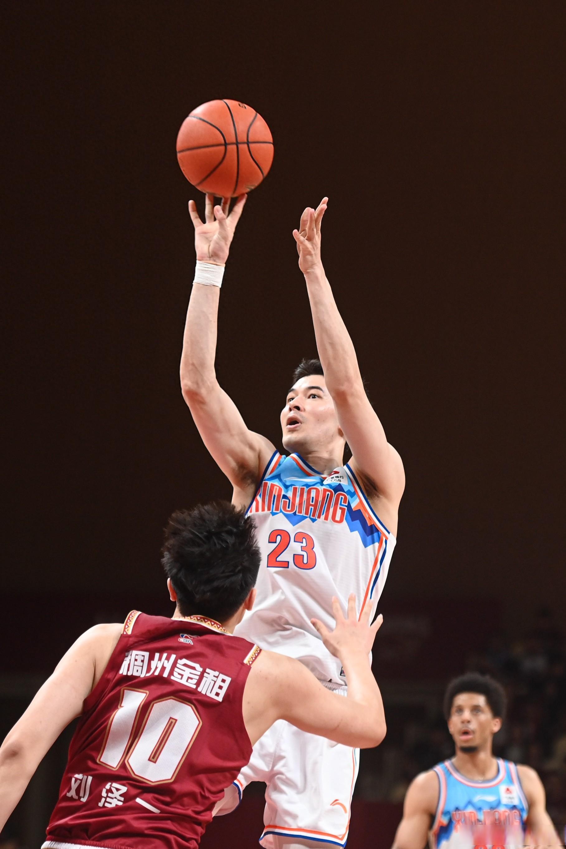 关于新疆队伤病不断，面临困境局面的信息