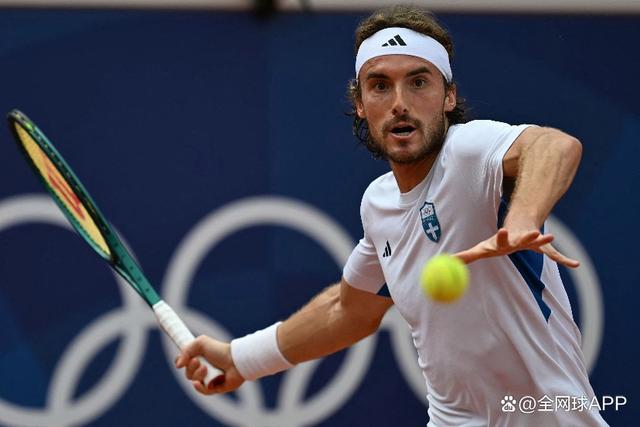 戴维斯杯翻盘温网,西西帕斯点燃赛场的简单介绍 戴维斯杯翻盘温网,西西帕斯点燃赛场的简单介绍