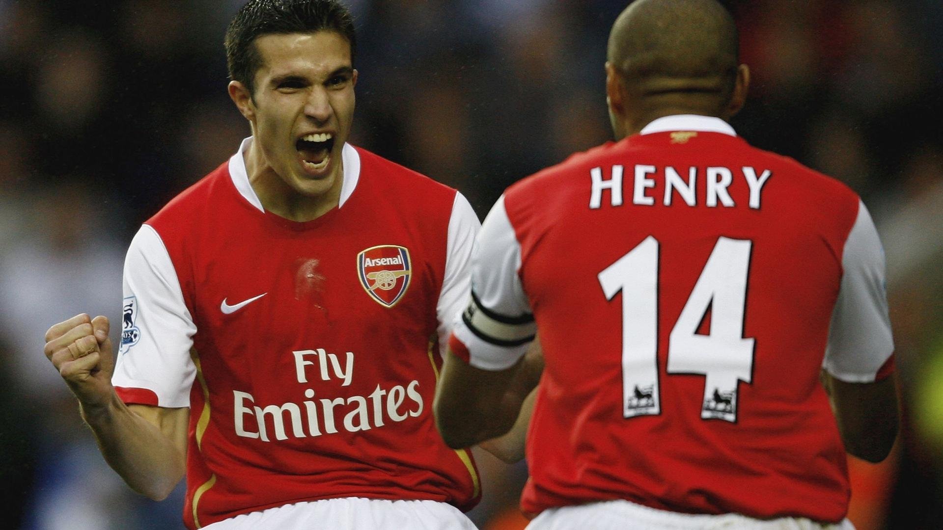 黄潜铁壁锁北非，贝林厄姆全能统治—战术解析比利亚雷亚尔如何压制阿尔及利亚